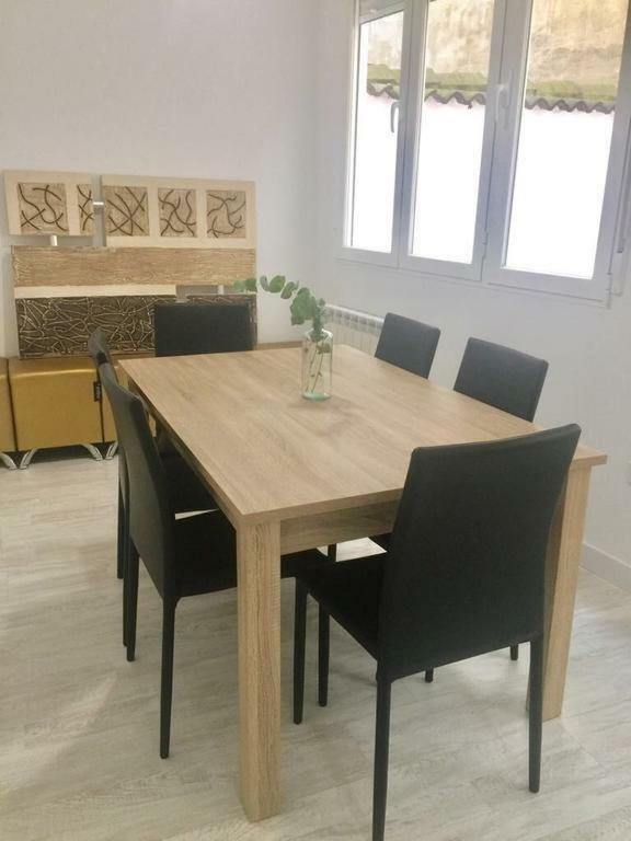 Apartamento Avenida De Portugal Logroño Eksteriør bilde